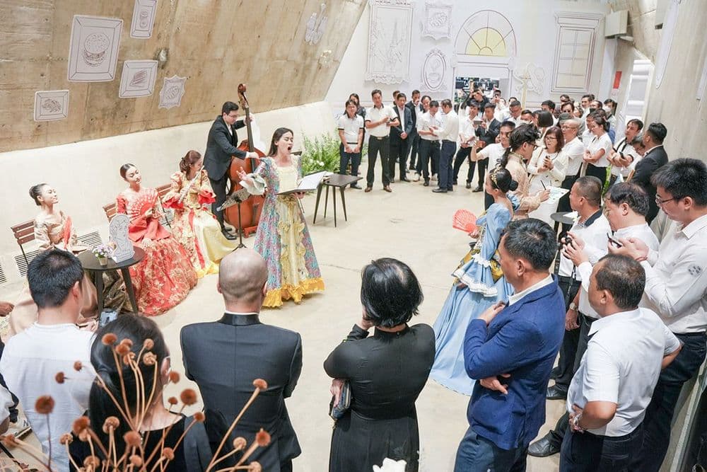 The Grand Expression of Coffee Space