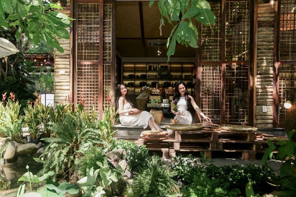 Coffee Analyzed as a “Social Connector”